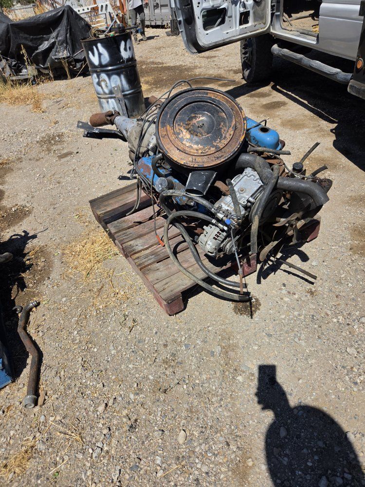 Mopar 360 engine and tranny