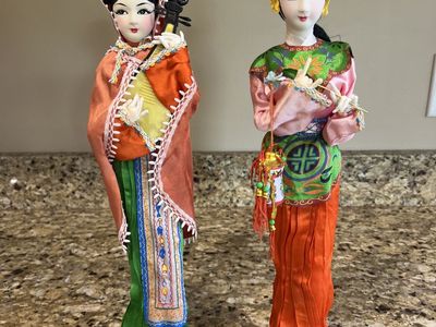 Vintage Geisha Dolls