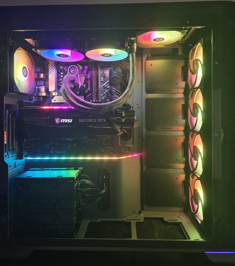 Freshly Built Gaming PC: Intel i7-12700KF, MSI RTX 3070 Gaming X Trio, 16GB RAM, 1.5TB Storage, Water Cooled