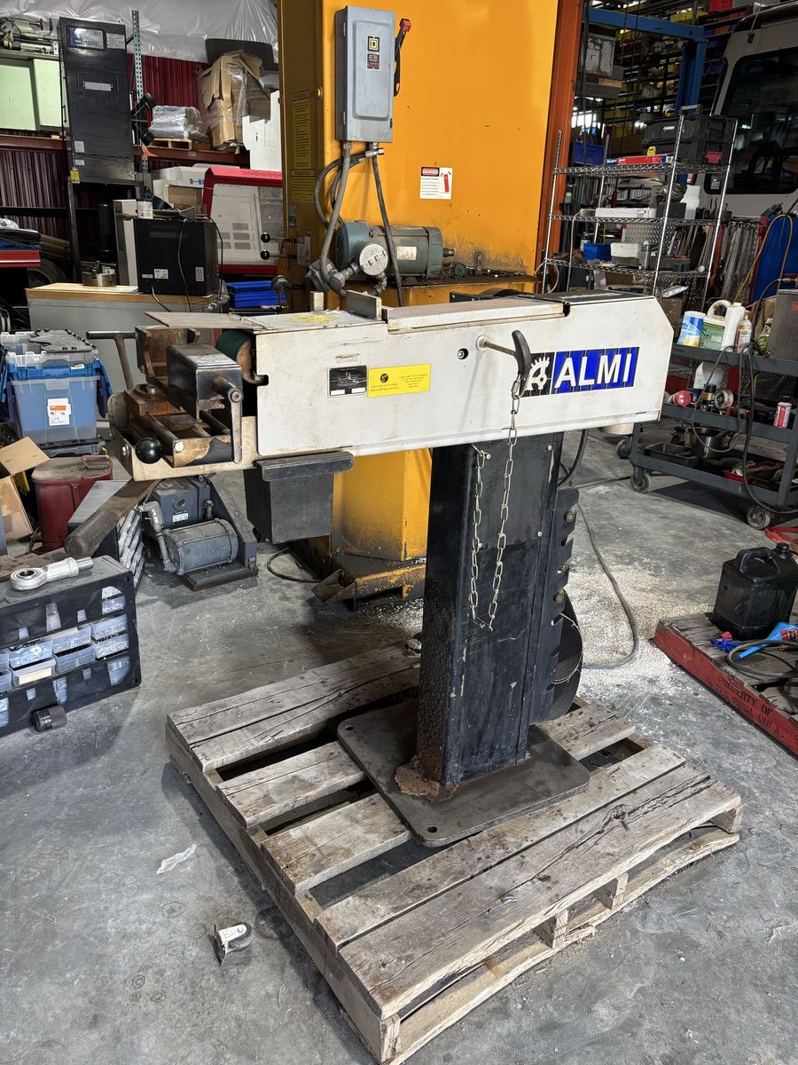 Slugger/Almi AL 100-01 Industrial belt grinder/ tube notcher 