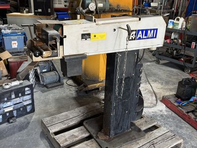 Slugger/Almi AL 100-01 Industrial belt grinder/ tube notcher