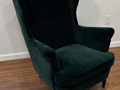Dark green Chair