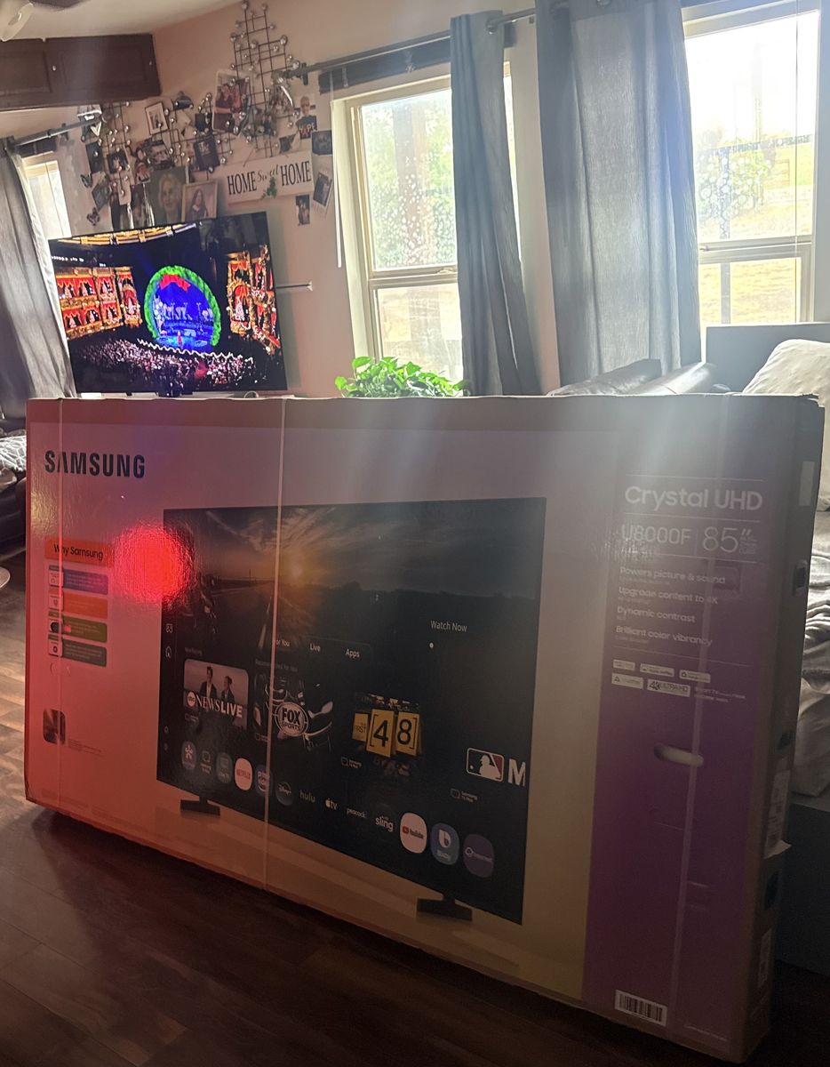 New In the box never opened….Samsung 85" Crystal UHD U8000F Smart TV 4K Vivid Colors Deep Darks
