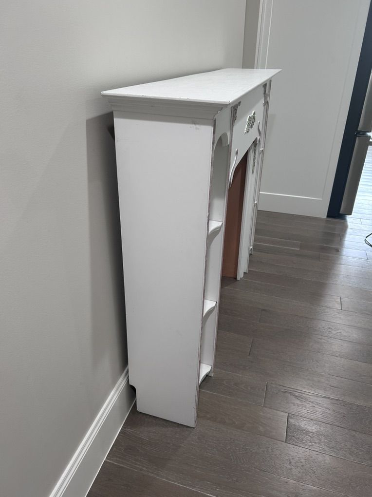 Main image 3