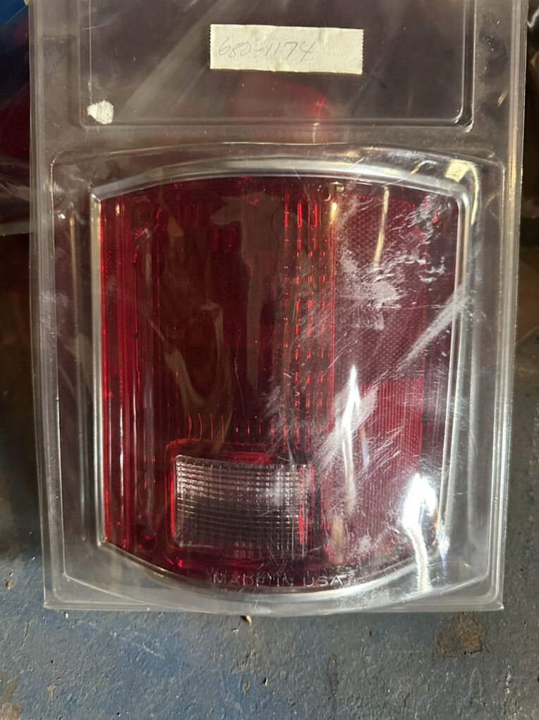 73-91 Chevy , Blazer, Suburban Taillight Lens