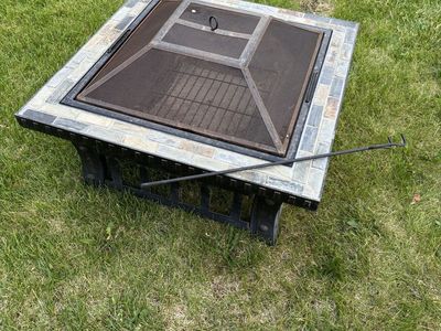 Outdoor Patio Fire Pit w/ Spark Screen & Poker