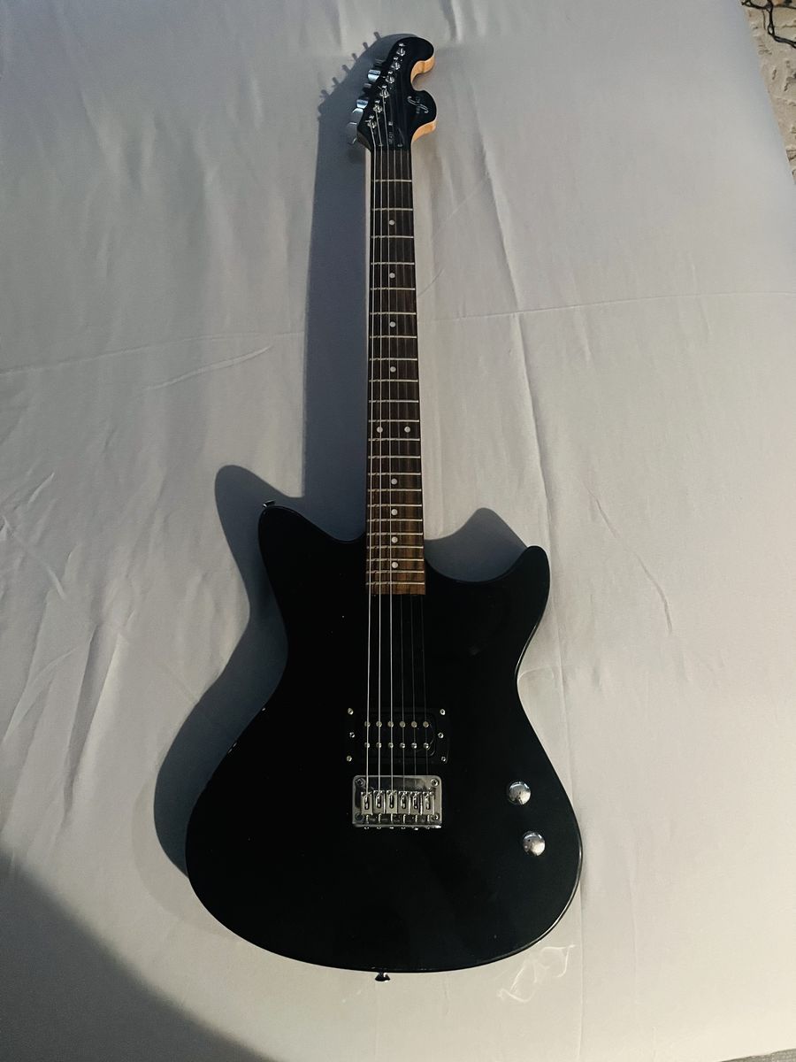 Squier Electric Guitar - Black, 6-String