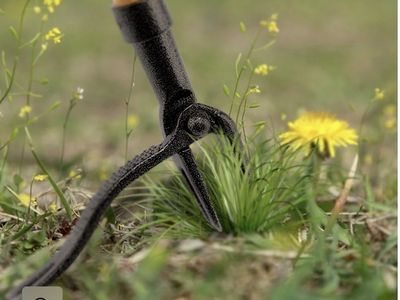 Stand-Up Garden Hand Weeder Tool - Efficient Weed Puller for Gardening