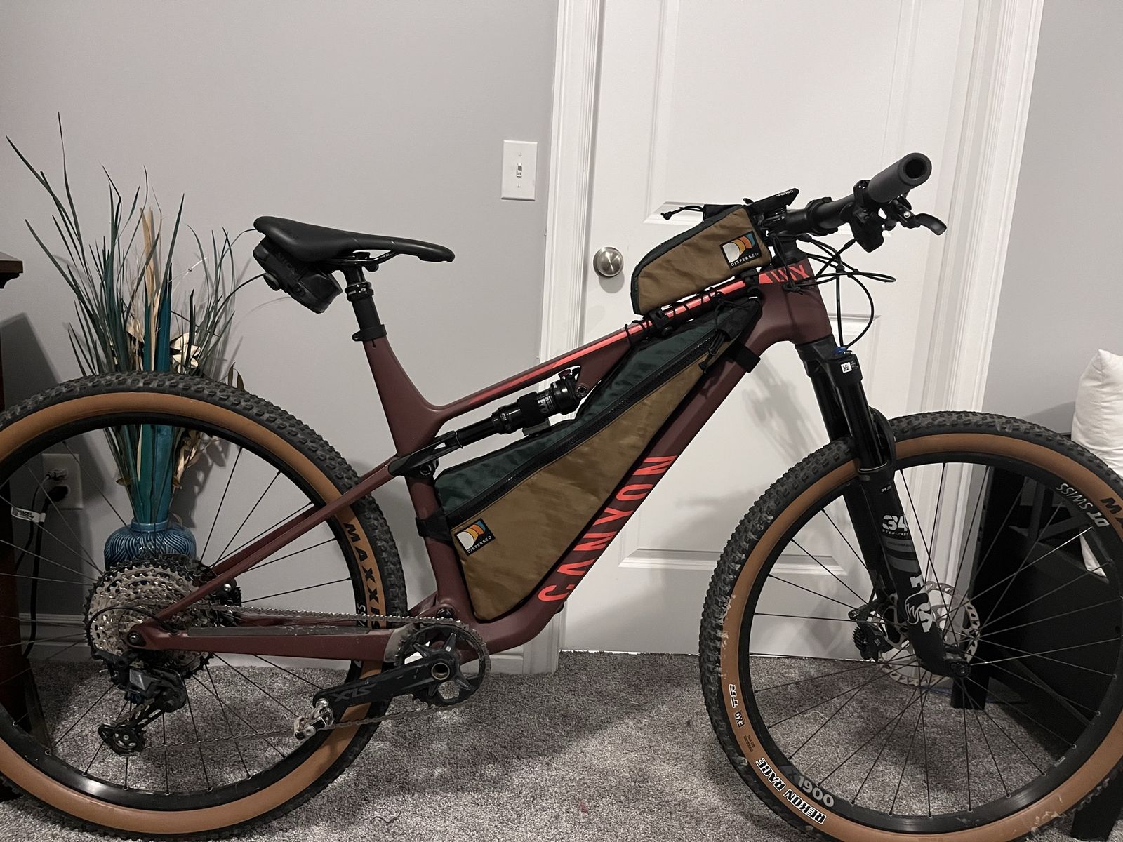 Canyon Lux Trail size large