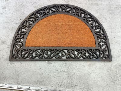 New outdoors door mat