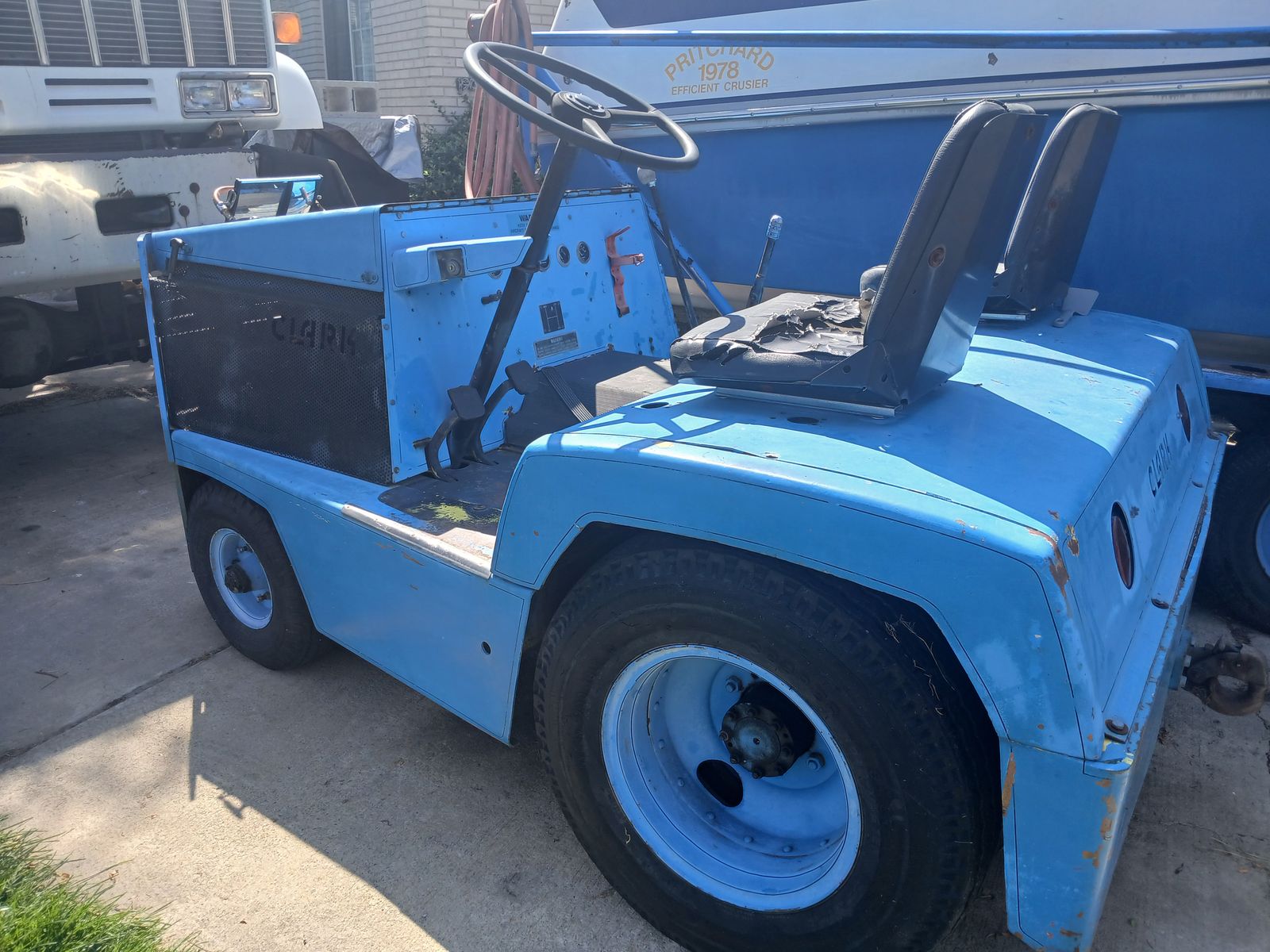 Clark Tug Great Shape!