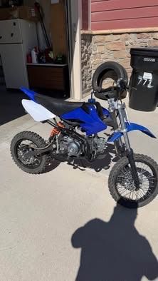 Blue Off-Road Pit Bike / Dirt Bike