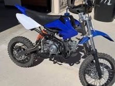 Blue Off-Road Pit Bike / Dirt Bike