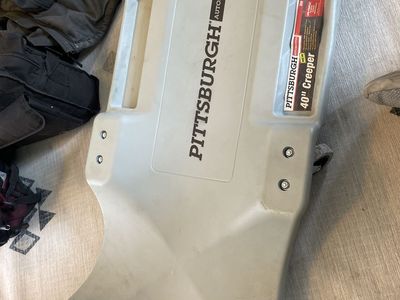 Pittsburg Automotive 40 in. Creeper