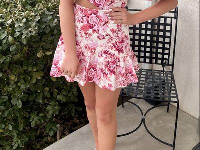 Hello Molly NEW dress size small(4)