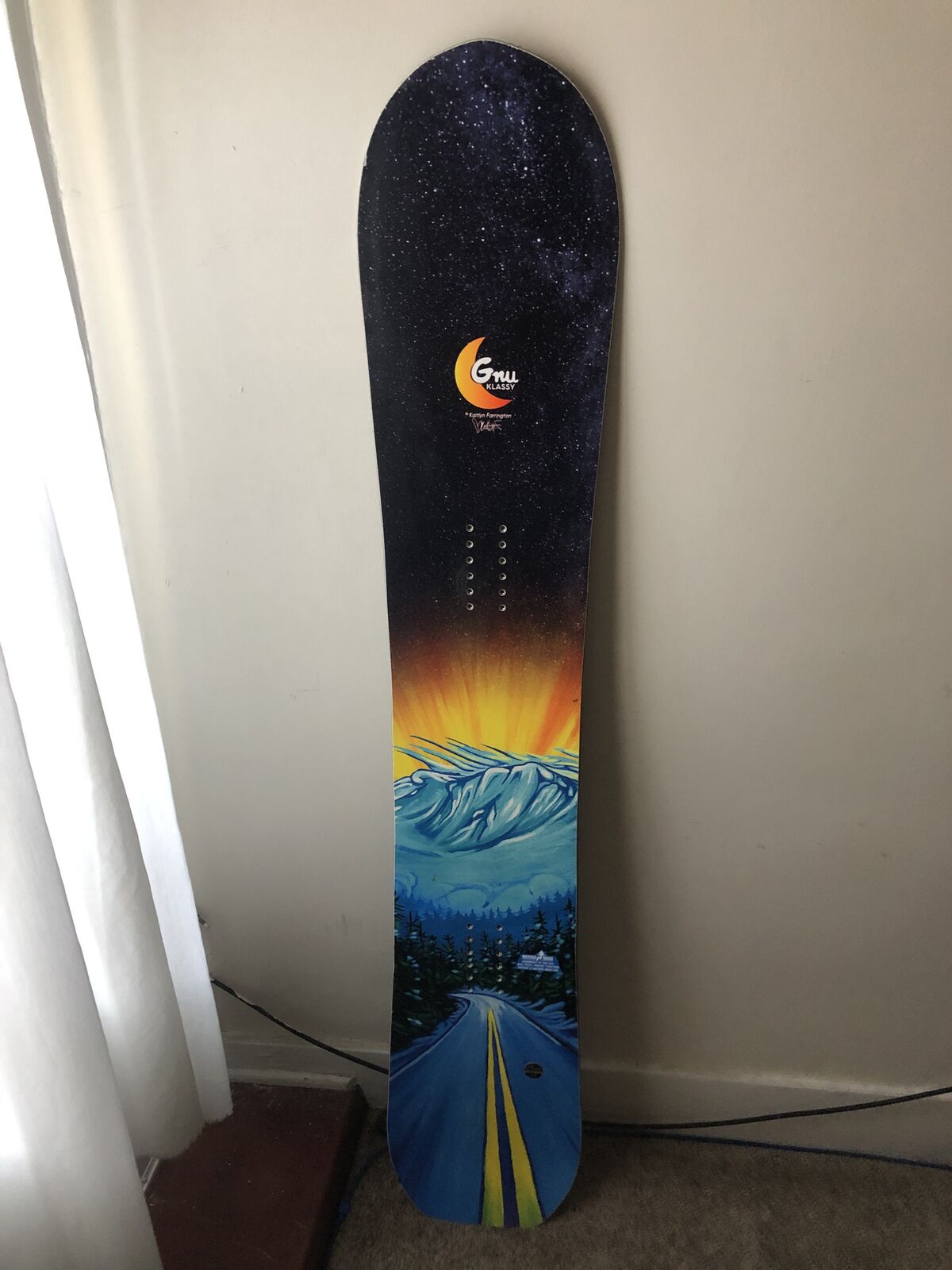 GNU all mountain snowboard