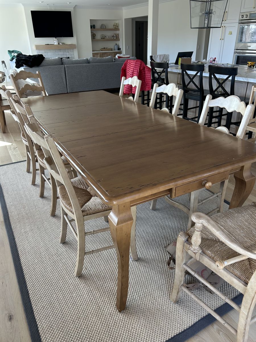 Dining room table with 8 chairs