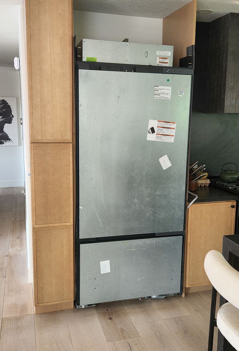 Main image 7