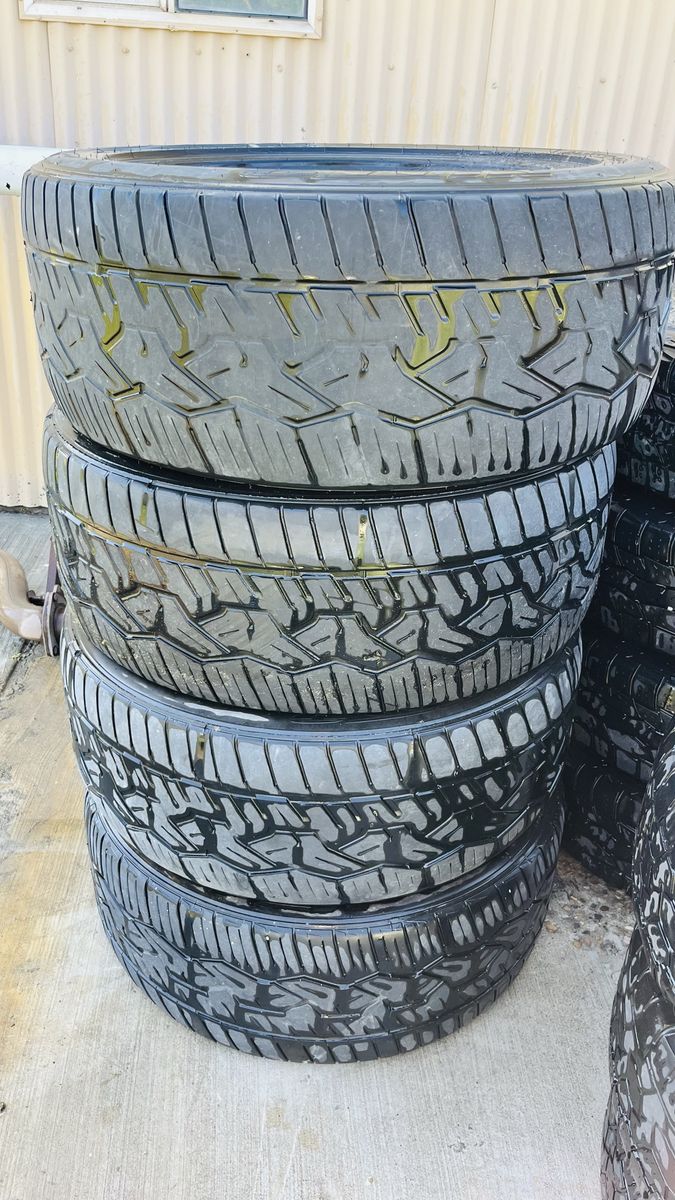 Nitro 305/35R22 118H