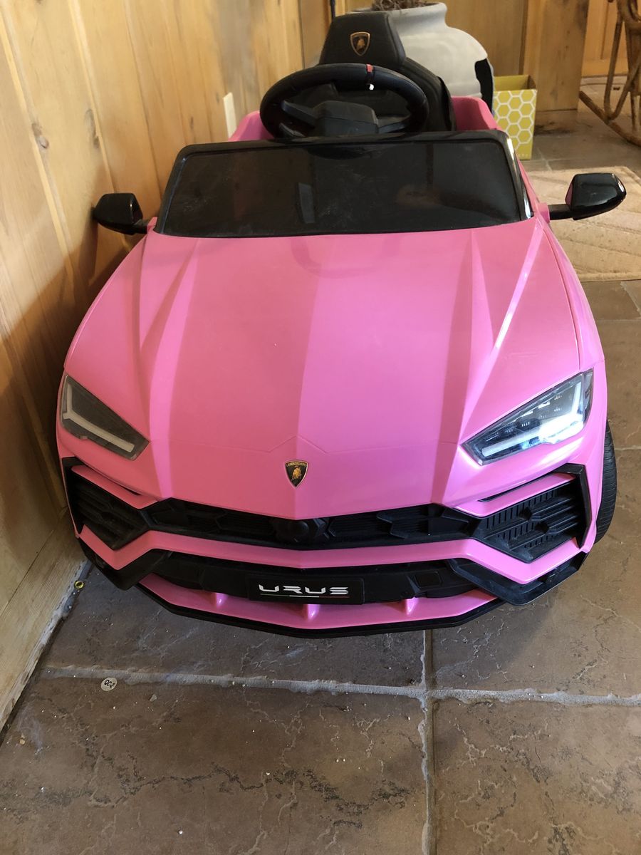 Urus toy electric car