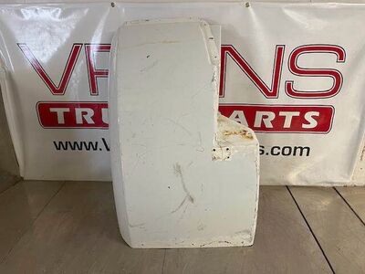 Kenworth T800 flat glass trucks with external air Fender Extension