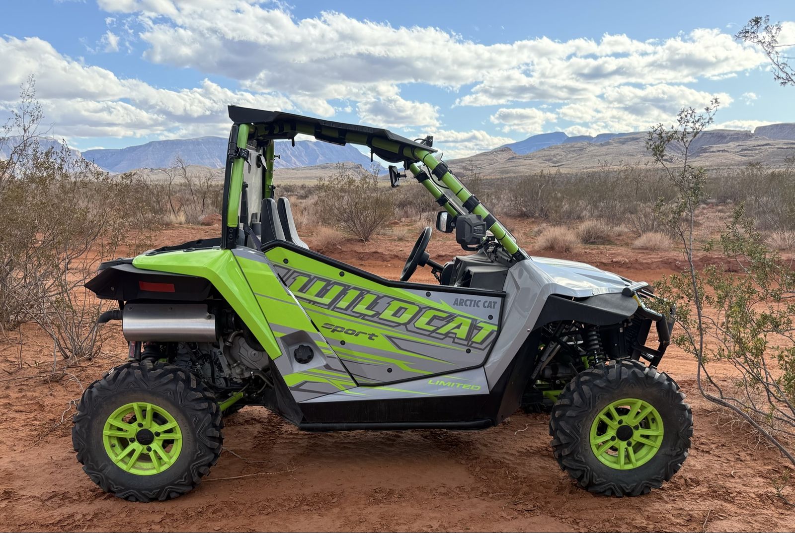 2017 Arctic Cat Wildcat Sport Limited W/ Trailer