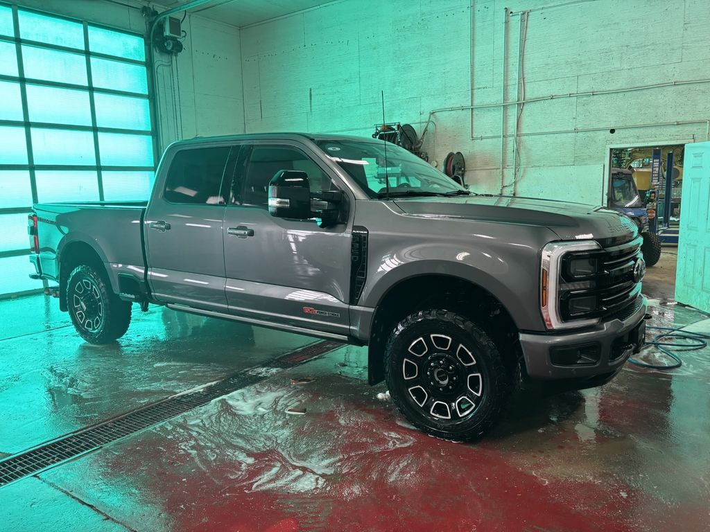 2026 Ford F-350 Super Duty Platinum
