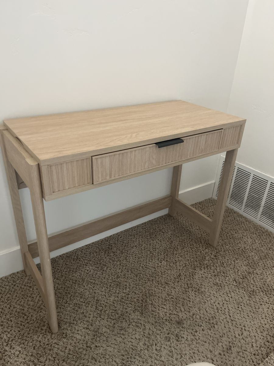 Light Wood Finish Writing Desk with Single Drawer and Rolling Chair