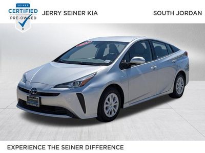 2022 Toyota Prius LE