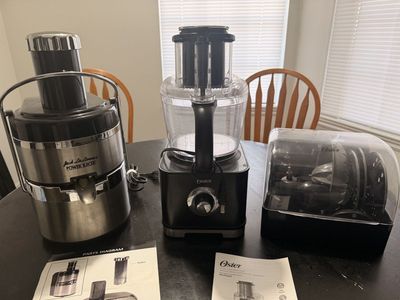 Kitchen Appliance Bundle (Juicer + Food Processor + Attachments) – $95 OBO