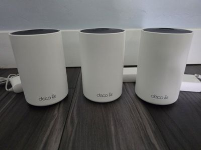 TP-Link Deco home mesh wifi 6E 3 pack. AXE5300 Whole Home Mesh Wi-Fi 6E System - Set of 3