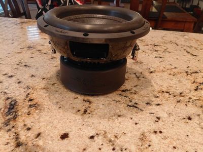 NEW Skar Audio SVR-10 D4 10" Subwoofer - 800 Watts RMS / 1600 Peak