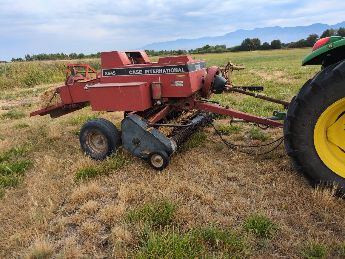 Case IH 8545 Small Square Baler