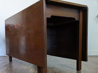 Vintage Mid-Century Gate Leg Drop-Leaf Table