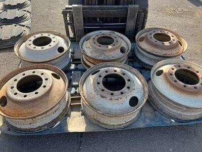 WHEEL-STEEL 24.5X8.25 WHITE