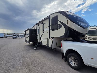 2019 Keystone RV Cougar Half-Ton 30RLS