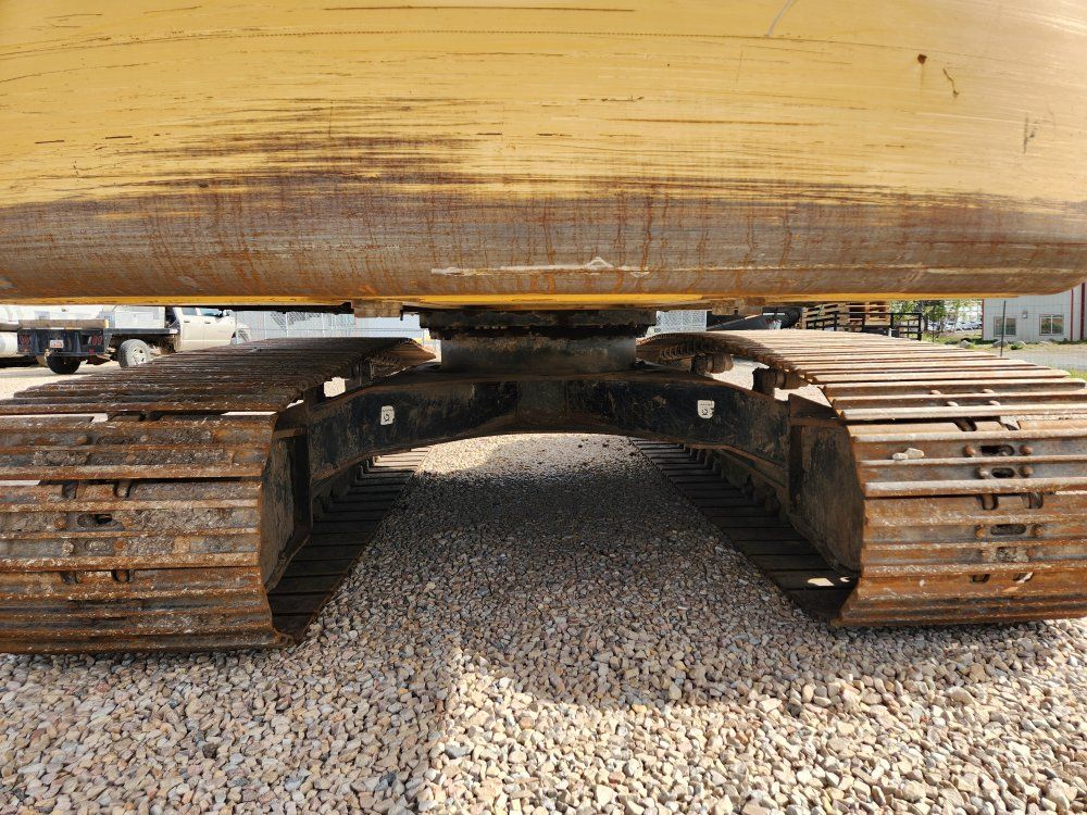Main image 10