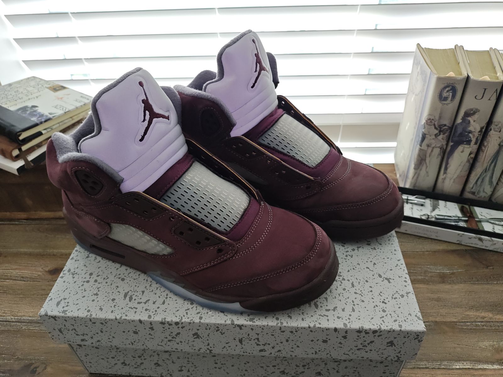 Air Jordan 5 Retro SE "Burgundy" - 6.5Y