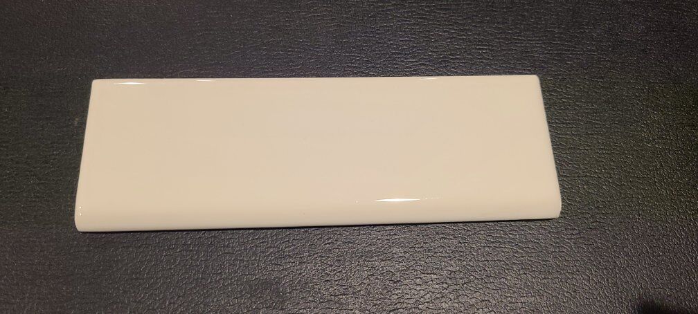 Subway style wall tile & trim