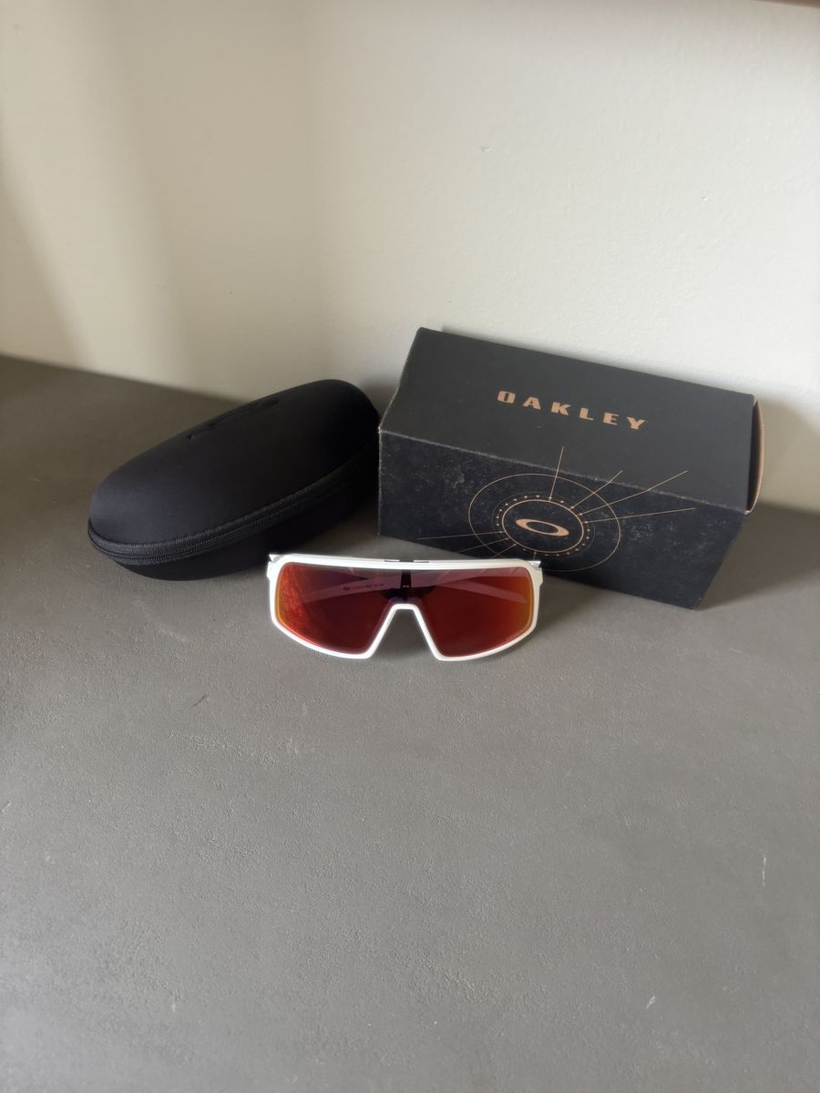 New Oakley Sutro Sunglasses - Matte White - Unisex