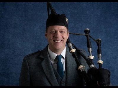 Bagpiper/Bagpipes