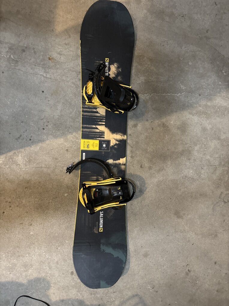 Salomon WildCard Snowboard 160cm W/ Bindings