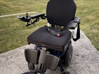 Quantum Edge 3 Electric Wheelchair