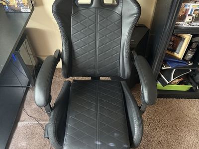 Gaming chair