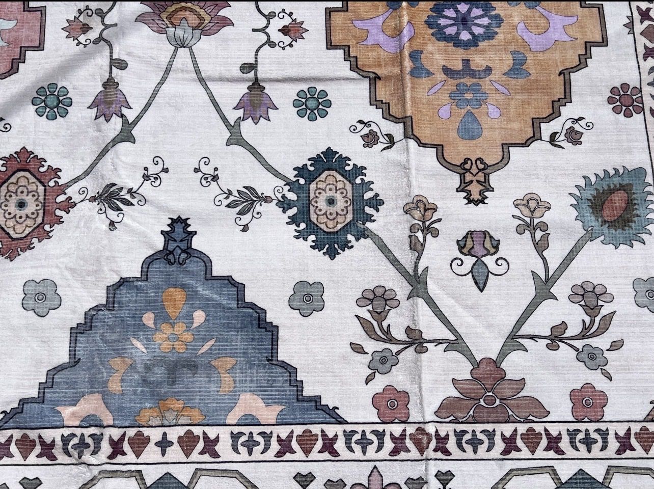 Main image 7