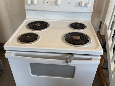 GE Electric Oven