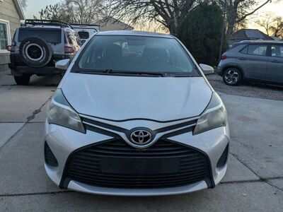 2015 Toyota Yaris LE