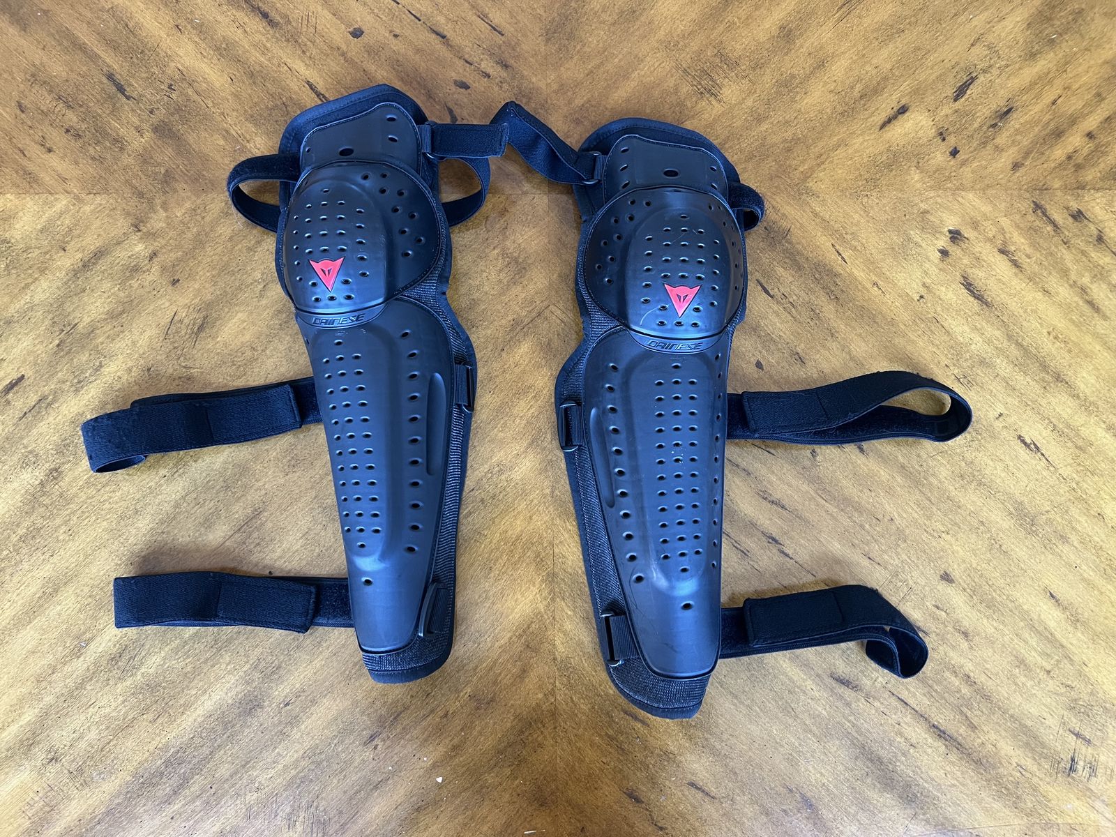 Dainese Knee Guards Pads