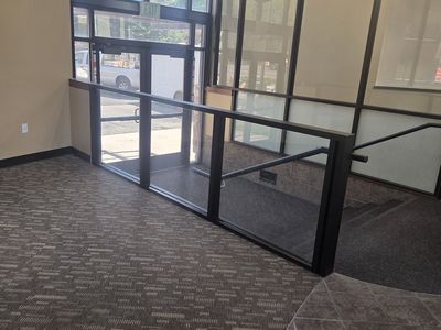 Glass railing