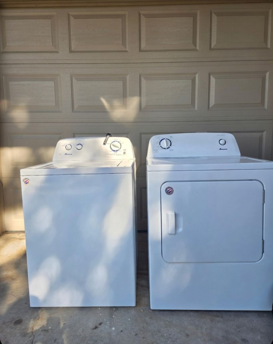 Amana Washer and Dryer Set, Clean, Works Great!